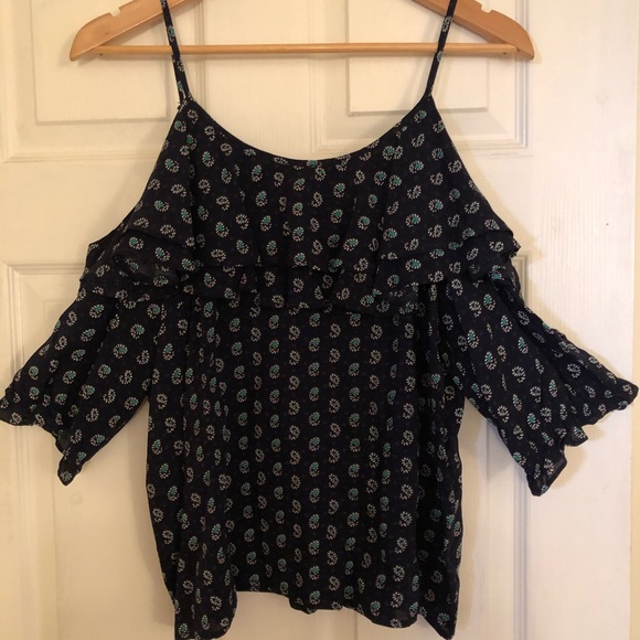 Your Story Cold Shoulder Shirt - Picture 2 of 3